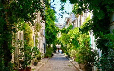 Rue des Thermopyles © Adobe Stock