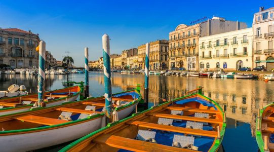 Le canal Royal de Sète © FredP / Adobe Stock
