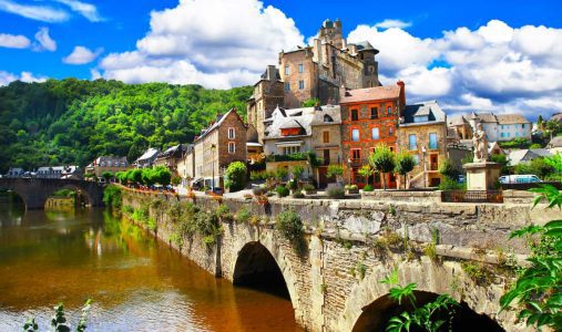 Estaing village