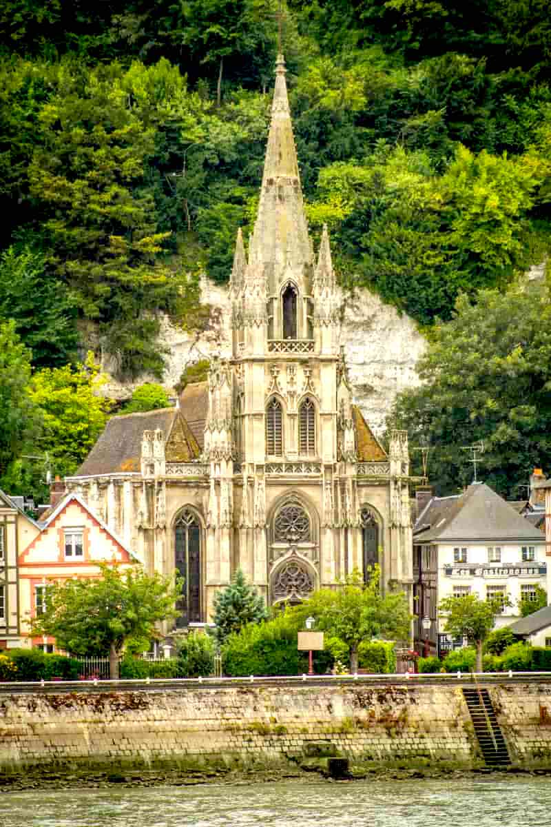 Eglise Sainte-Madeleine La Bouille