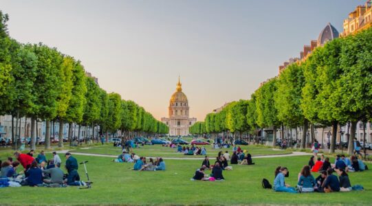 Le parc des Invalides © andrii_lutsyk / Adobe Stock