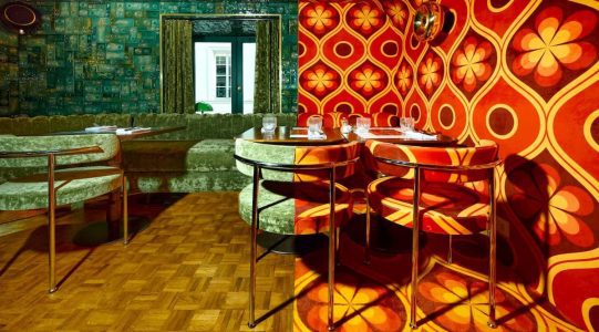 Pizzeria Zapi déco 70's couv