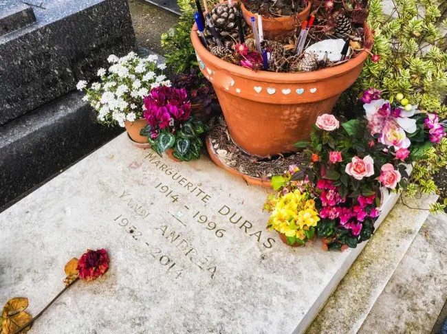 Tombe de Marguerite Duras © Alamy
