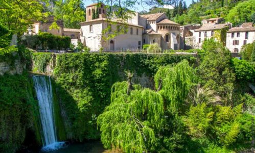 Saint-Guilhem-le-Désert © Les Plus Beaux Villages de France