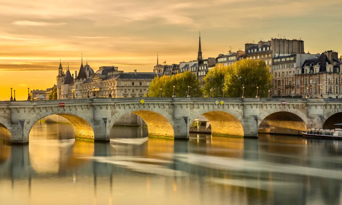 Pont-Neuf © rochagneux / Adobe Stock