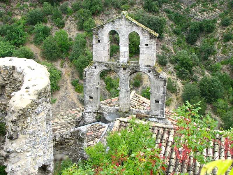 Ruines village de Rochecolombe