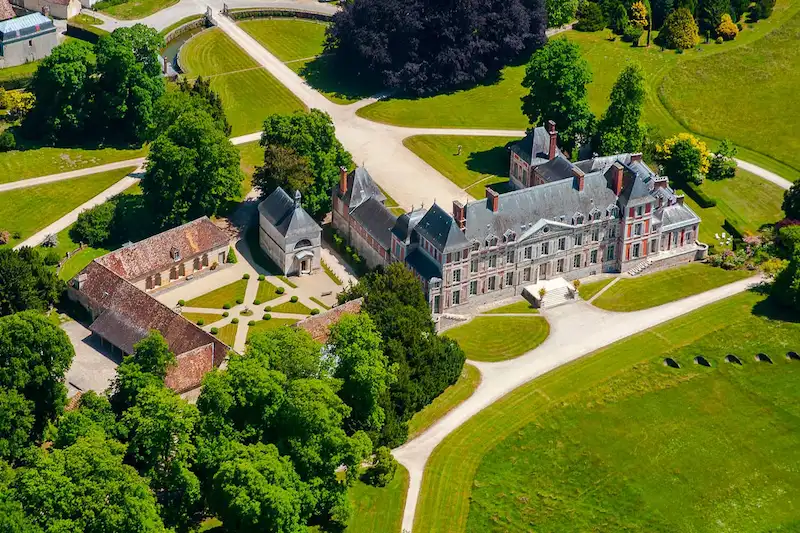 Vue aérienne du domaine © 2024 Les Plus Beaux Jardins de France