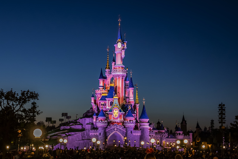 Disneyland © dbrnjhrj, Adobe Stock