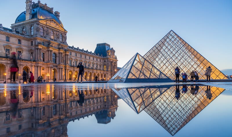 Musée du Louvre © Netfalls, Adobe Stock
