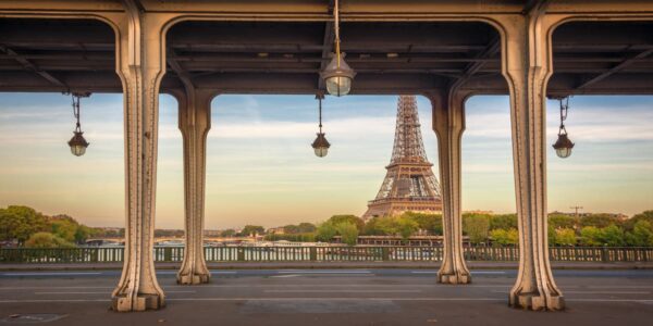 Le Pont de Bir Hakeim à Paris