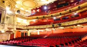 Théâtre Mogador © LP/Delphine Goldsztejn