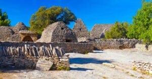Le village des Bories © honzahruby, Adobe Stock