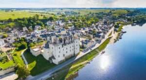 Montsoreau © Florian Fortier, Adobe Stock