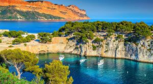 Les calanques de Cassis © janoka82, Adobe Stock