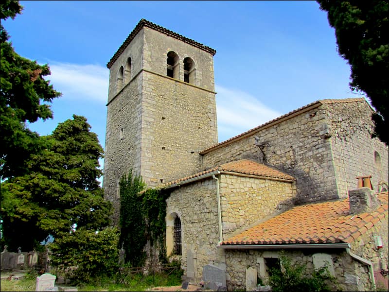 Église Sainte-Foy de Mirmande © Wikimedia Daniel CULSAN.