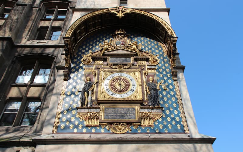 Tour de l'Horloge, palais de la Cité © Brad Pict / Adobe Stock