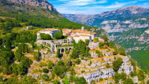 Gourdon © proslgn, Adobe Stock