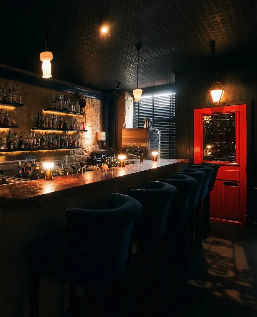 ©️ Little Red Door