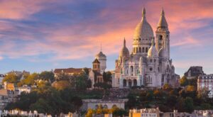 Montmartre © PUNTOSTUDIOFOTO Lda, Adobe Stock