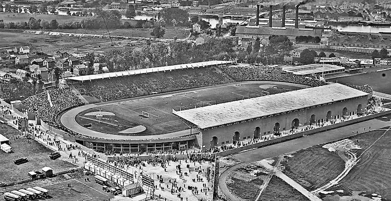 Vue aérienne du stade de Colombes en 1924 © Agence Rol