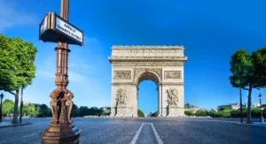 Avenue des Champs-Élysées © Adobe Stock