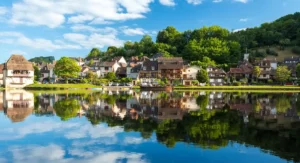 Beaulieu-sur-Dordogne © Adobe Stock
