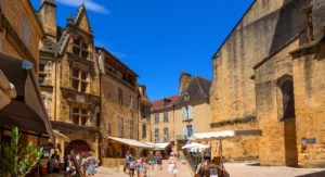 Sarlat-la-Canéda © Adobe Stock