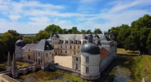 Château de Tanlay © Adobe Stock