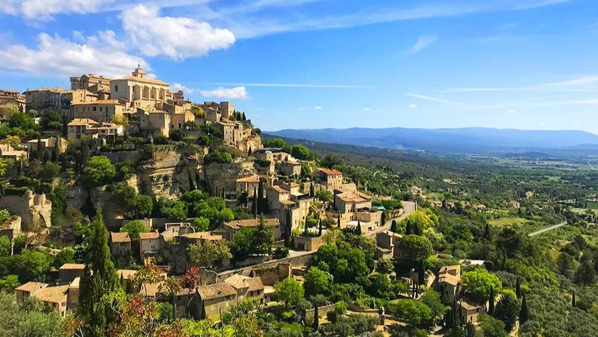 Gordes - © Plus Beaux Villages de France