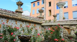 Jardin Rosa Mir © Adobe Stock