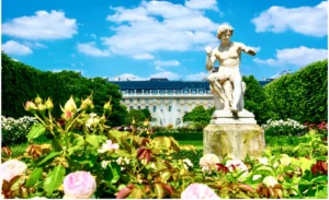 Jardins du Palais-Royal, Paris © Adobe Stock