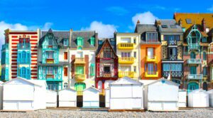 Mers-les-Bains et ses villas colorées © AdobeStock_Brad Pict
