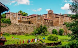 Sainte-Croix-en-Jarez © Adobe Stock 