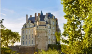 Chateau de Brissac © Adobe Stock