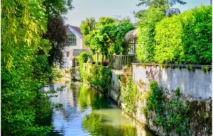 Crécy la Chapelle © Adobe Stock