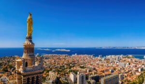 Marseille, vue aérienne, AdobeStock © Alexey Fedorenko
