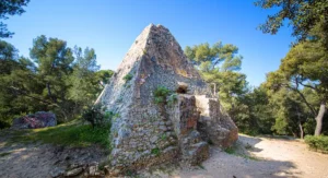 Pyramide du Roy d’Espagne © Raphael Couloud