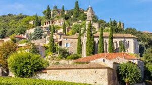 La Roque-sur-Cèze - © Adobe Stock