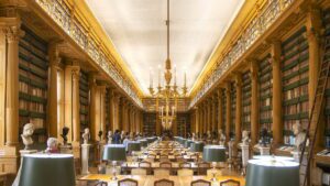 Salle de lecture de la bibliothèque Mazarine