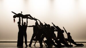 Dance Me - Andonis Foniadakis, Annabelle Lopez Ochoa, Ihsan Rustem (Photo by Thierry Dubois Cosmos Image)
