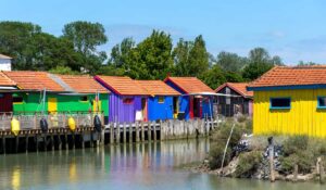 Île d'Oléron, cabanes ostréicoles, AdobeStock © E. Cowez