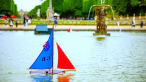 Voilier du jardin du Luxembourg - © Adobe Stock