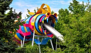 Le dragon de la Villette, jardin du dragon © AdobeStock