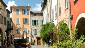 Biot - © Adobe Stock