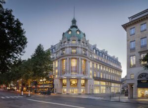 © Joan Bracco - Pathé Palace
