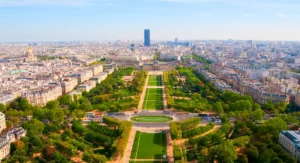Champ-de-Mars © Adobe Stock