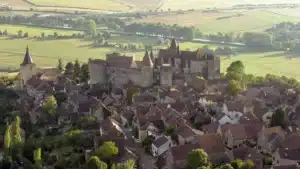 Chateauneuf-en-Auxois © Bourgogne Tourisme