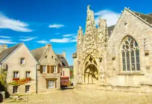 Pont-Croix © Adobe Stock