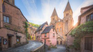 Conques - © Adobe Stock