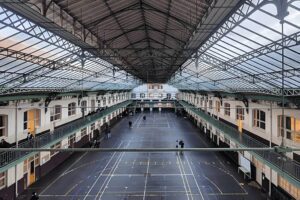 Le hall Eiffel du lycée Carnot